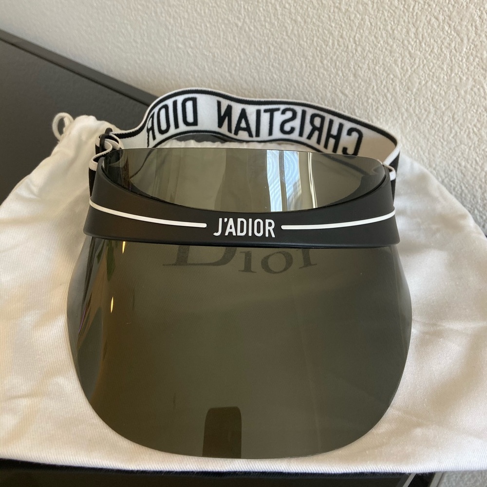 Christian Dior Club1 Visor in Black